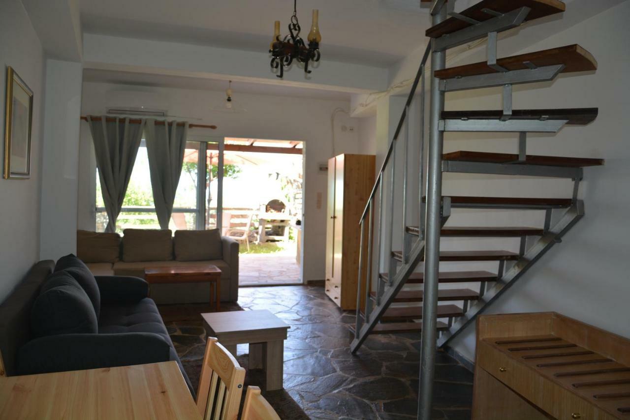 Four Seasons Verga Villa Kalamata Exterior photo